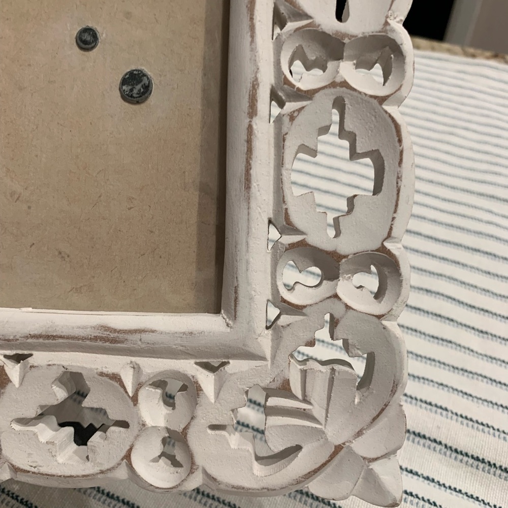 Celerie Kemble Cottage Farmhouse Carved Shabby Chic Distressed Photo Frame - Picture 2 of 5